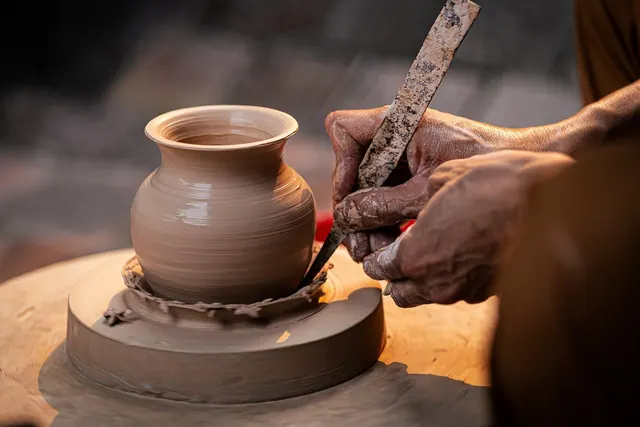 pottery, handcraft, ceramic vessel, potter's wheel, shape, creative, art, tradition, clay, vietnam, artist, hand, hanoi, creation, culture, craft, touch, simplicity, earthenware ja