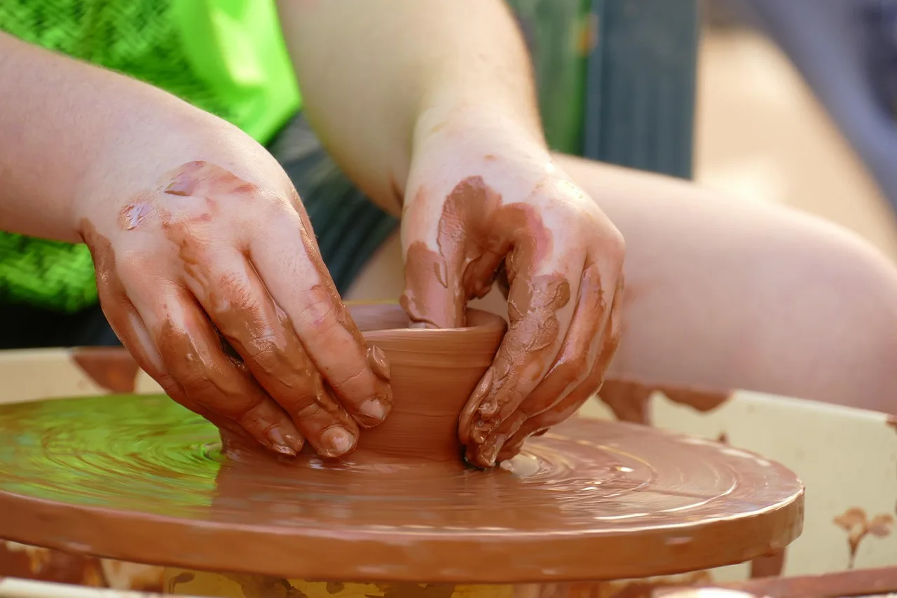 pottery, clay, wheel, help of a pottery wheel, nature, hand, water, craft, manual work, manual labor, ceramics, creatively, to twist. A weekend pottery wheel plan built around centering, not finished cylinders