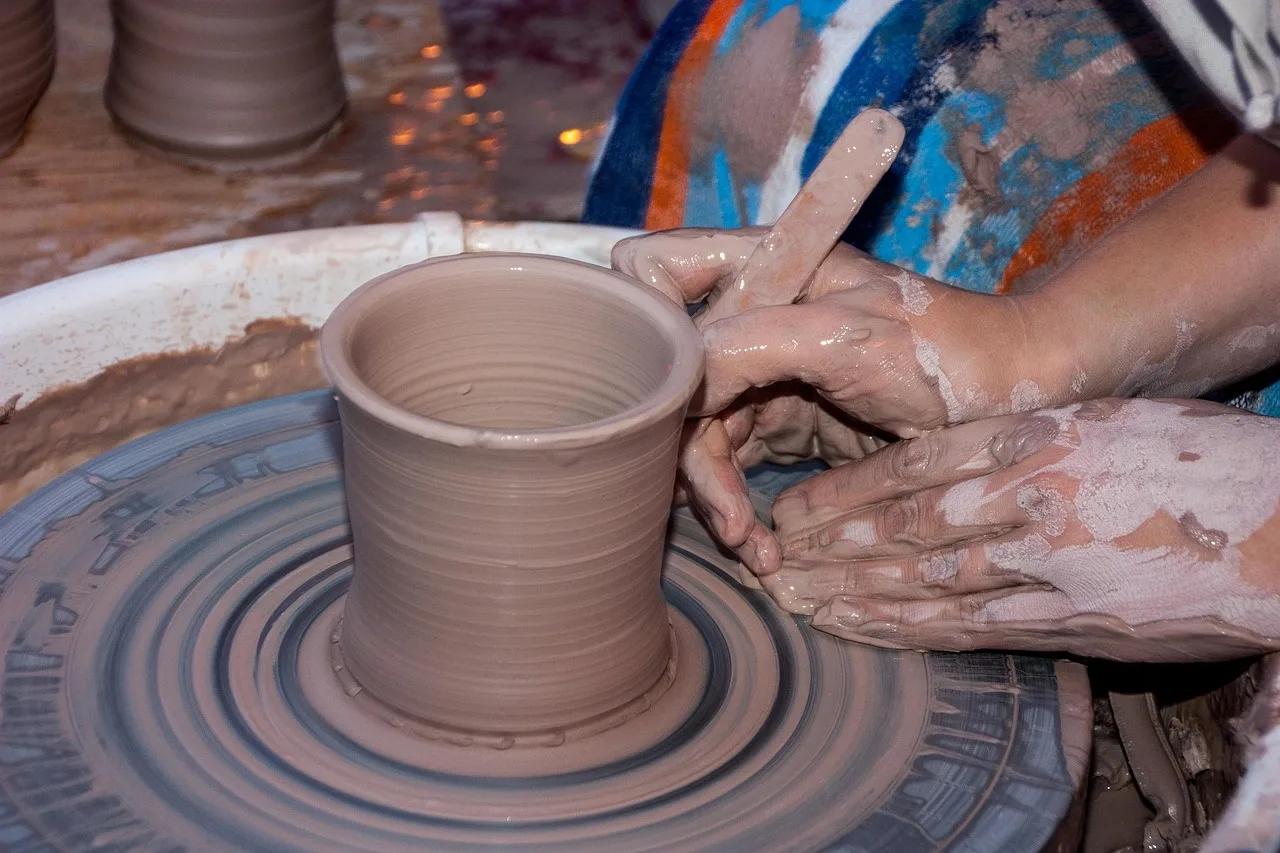 clay, potter, wheel, artist, hand, handmade, work, ceramic, creativity, finger, craft, skill, turn, touching, handicraft, creation, pot, clay, potter, ceramic, handicraft, handicraft, handicraft, handicraft, handicraft, creation, creation. What one shared ceramics studio offers home pottery makers