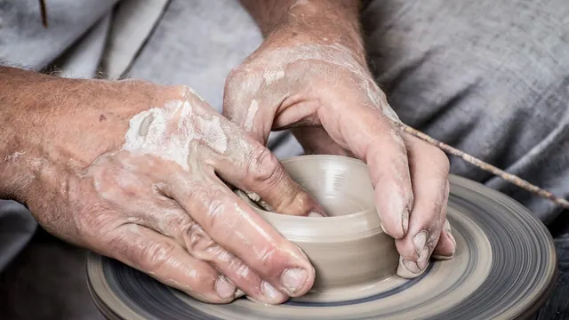 clay, pottery, hands, potter, potter's wheel, dirty, artist, craft, work, art, handicraft, workshop, closeup, clay, pottery, pottery, potter, artist, work, work, work, work, work, 
